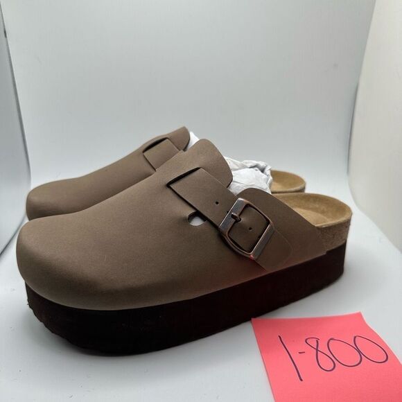 CUSHIONAIRE Women's Cork Footbed Platform Clog 6 BROWN - Picture 3 of 7